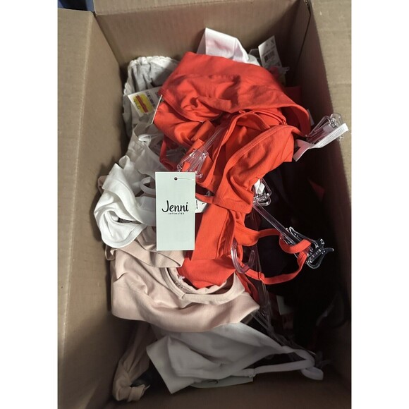 Macys Women’s Intimates Box Lot Of 70 Pieces New With Tags Multiple Sizes - Picture 1 of 3